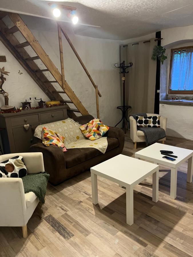 Gite Des Reculees Ladoye-sur-Seille Экстерьер фото